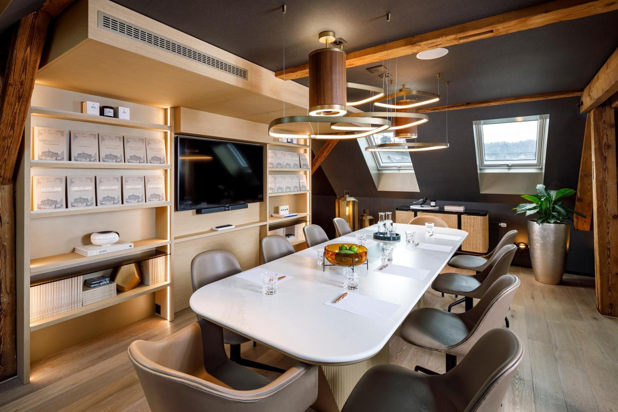 Small Luxury Hotel Ambassador Zurich Ngoại thất bức ảnh